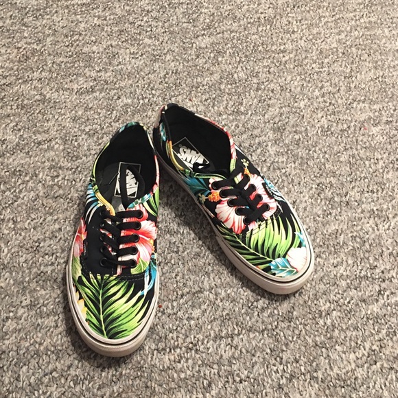 Vans Off The Wall Floral Tropical Hawaiian Print Black Size 6.5 - Picture 4 of 10